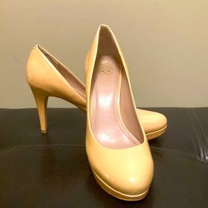 Vince Camuto Nude Pumps- Size 8.5